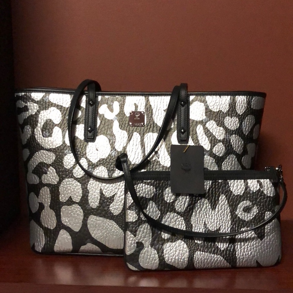 MCM Anya Leopard Print Medium Top Zip Tote!